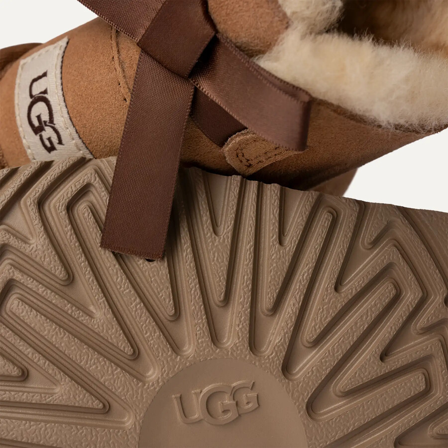 mini bailey bow ii boot